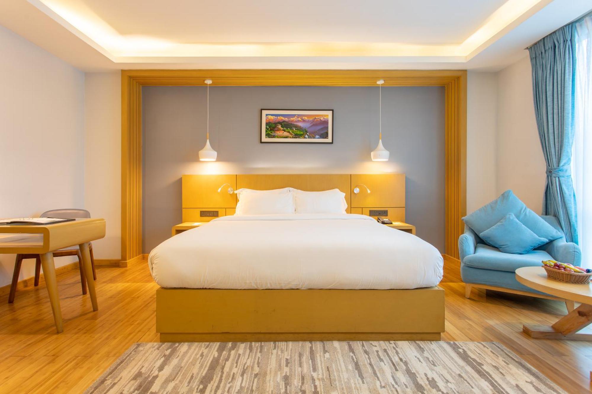 Hotel Siraichuli Чітаван Екстер'єр фото